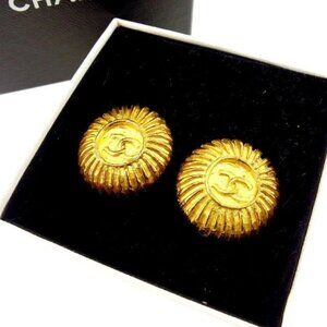CHANEL Earring gold Women Authentic secondhand